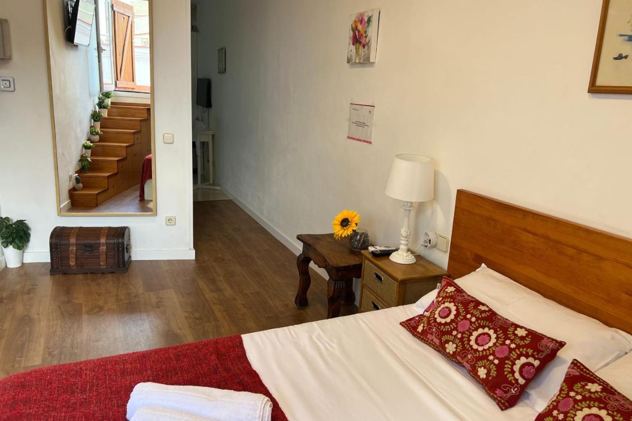 Cozy Studio With Amazing Terrace Near Plaza Espana Барселона Екстериор снимка