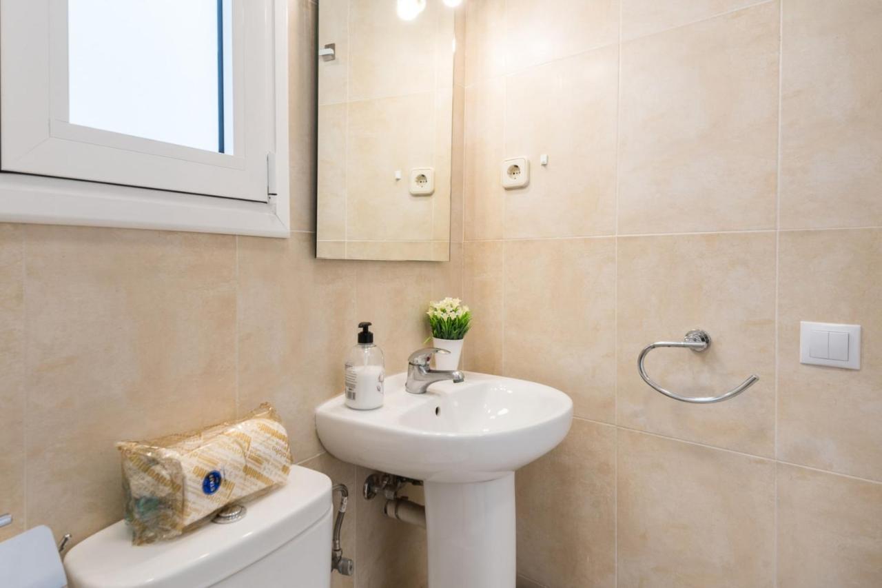 Cozy Studio With Amazing Terrace Near Plaza Espana Барселона Екстериор снимка